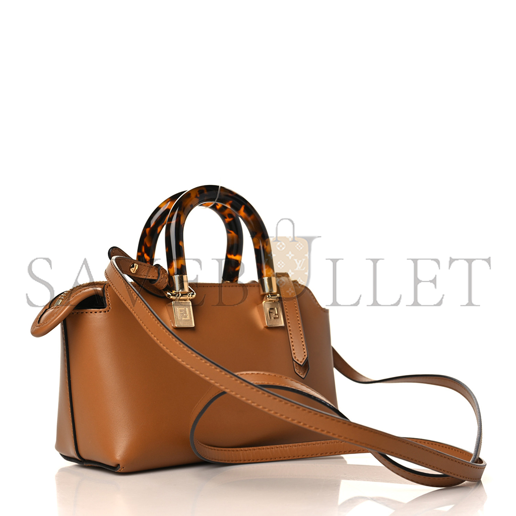 F**di by the way boston mini handbag (20*12*9cm)